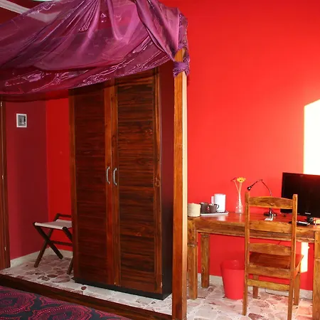 Couette-café Etna 3*